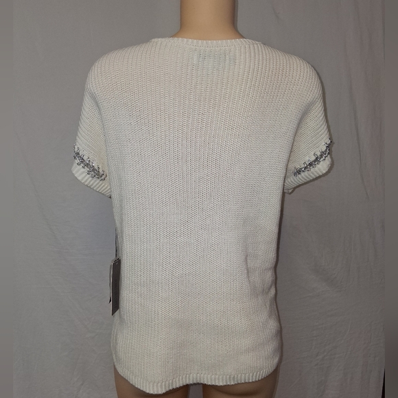 Jennifer Lopez Cream White Knit Blouse with Silver Chain Accents Size XL - Picture 8 of 16